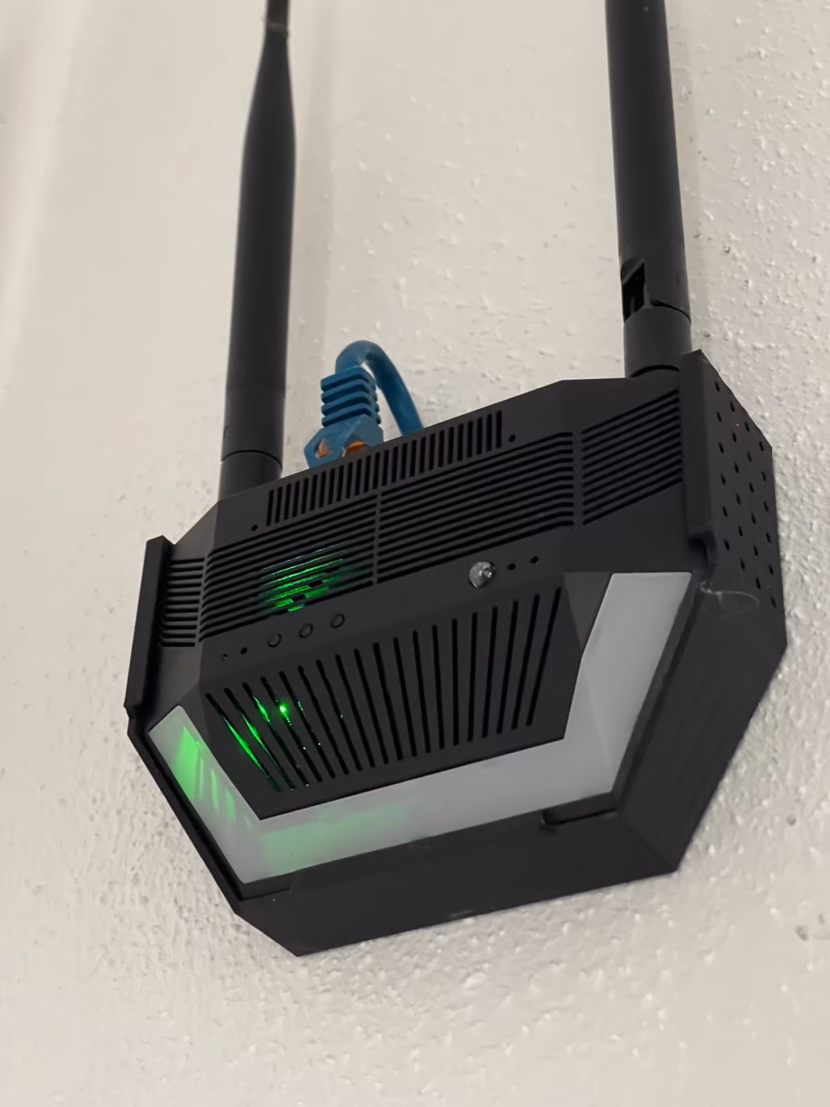 Wandhalterung für SMLIGHT SLZB-Ultima